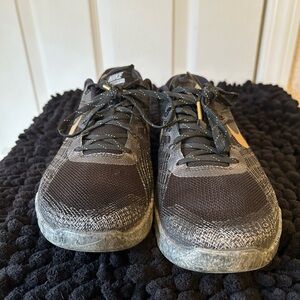 Ladies Nike size 6.5